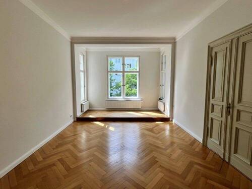 Zimmer_mit_Erker - 