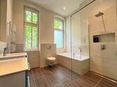 Bad_mit_Wanne,Dusche - 