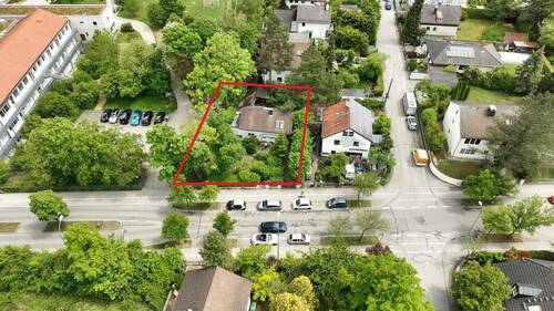 Grundstück mit 477 m² - München-Waldperlach: Grundstück mit Altbestand