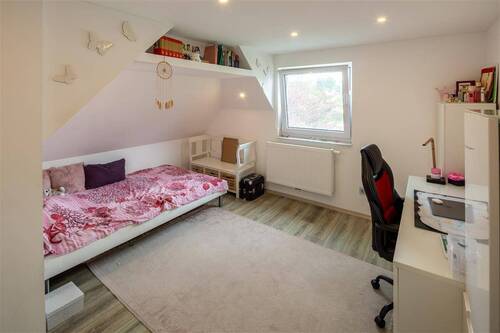 Kinderzimmer DG - 