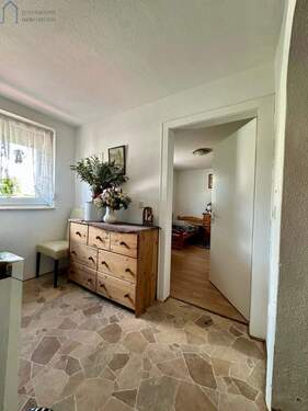 Flur - 4 Zimmer Einfamilienhaus zum Kaufen in Schauenburg