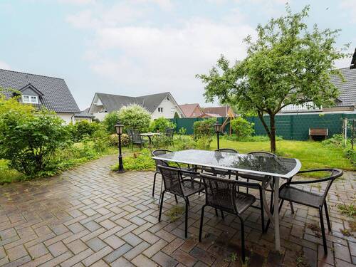 Terrasse mit Gartenblick - 