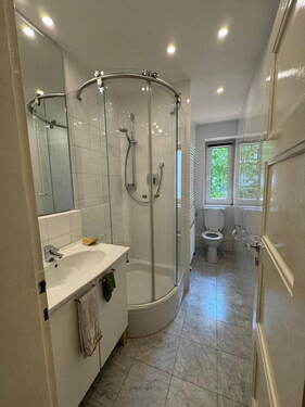 Bild 1 - 3 Zimmer Altbau in Linden - 1.000,00&nbsp;EUR Kaltmiete, ca.&nbsp; 84,00&nbsp;m&sup2;&nbsp;Wohnfl&auml;che