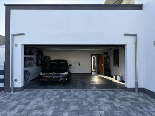 Große Doppelgarage - 