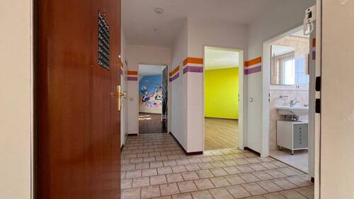 Eingangsbereich - 3 Zimmer Etagenwohnung zum Kaufen in Aachen