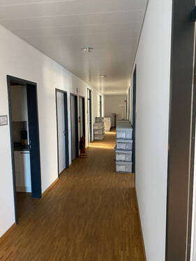 Flur - Büro mit 290,00 m&sup2; in München zur Miete