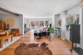 Wohn/Esszimmer - 7 Zimmer Einfamilienhaus in Berlin