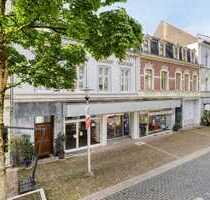 Erkrather Fußgängerzone: Großes Ladenlokal mit Lagerfläche