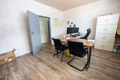 Büro 3 - 