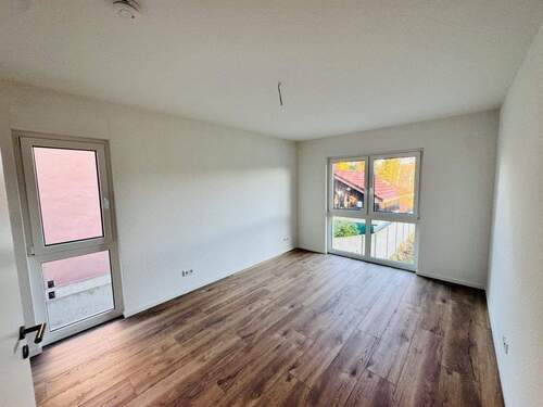 Zimmer 1 - 4 Zimmer Doppelhaushälfte zur Miete in Grünheide