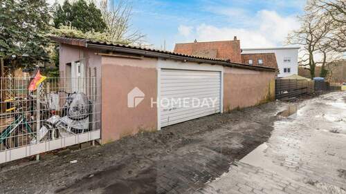 Garage - 1 Zimmer Mehrfamilienhaus, Wohnhaus in Lohne (Oldenburg)