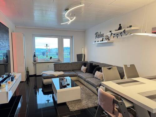 schöner Ausblick - 3 Zimmer Etagenwohnung in Lüdenscheid