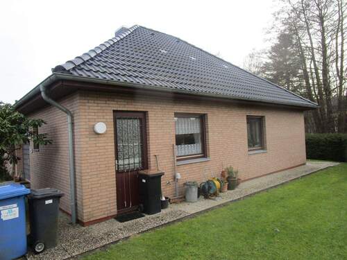 190. Westseite des Bungalows..JPG - 