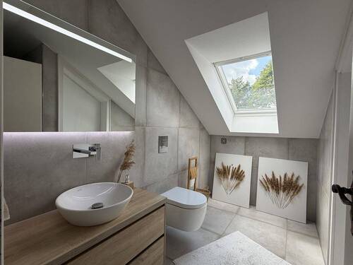 Badezimmer 1. OG - 