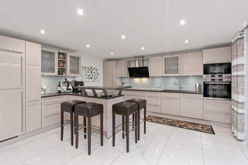 Bild 3 - 4 Zimmer Reihenmittelhaus in Bremen