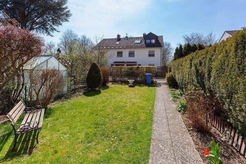 Garten - FBC - Zusammen leben: Stadtmittelhaus mit eigenem Wohnbereich im DG