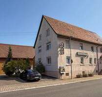 Mehrfamilienhaus + Nebengebäude mit Entwicklungspotenzial zu verkaufen - Neuhausen Schellbronn