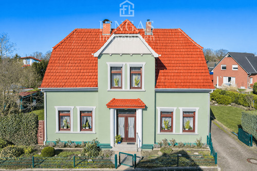 Außenansicht - 7 Zimmer Einfamilienhaus zum Kaufen in Osterholz-Scharmbeck