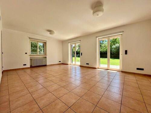 GG Zimmer mit Terrasse - 