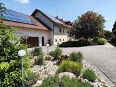 Einfahrt - 9 Zimmer Bauernhaus, Landhaus zum Kaufen in Vilshofen