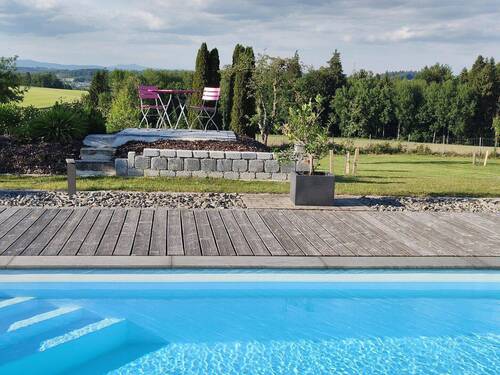 Aussicht vom Pool - 9 Zimmer Bauernhaus, Landhaus in Vilshofen