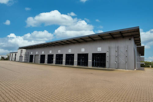 Hochmoderne Lagerhalle - 