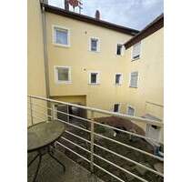 Wunderschöne 2-Zimmer Wohnung - 149.000,00 EUR Kaufpreis, ca.  70,00 m² Wohnfläche in Edenkoben (PLZ: 67480)
