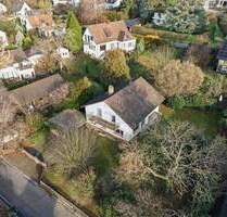 Bauen oder Sanieren? Großes Grundstück in beliebter Wohnlage in Lörrach-Stetten