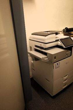 Drucker/Kopierer im Serverraum - 