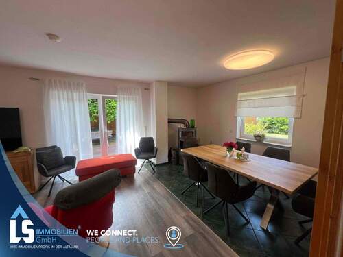 Wohnzimmer mit Esstisch 2 - 