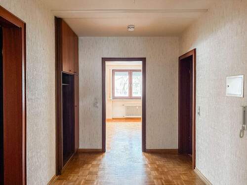 Flur - 3 Zimmer Etagenwohnung in Hannover