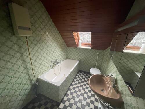 Badezimmer 1. OG - 