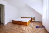 Schlafzimmer DG - 