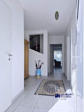 Diele - Doppelhaushälfte mit 106,00 m² in Dortmund / Löttringhausen zum Kaufen