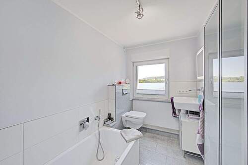 Bad - Mehrfamilienhaus, Wohnhaus mit 200,00 m² in Wetter zum Kaufen