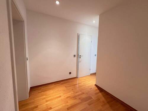 10. Zwischenflur.jpg - 