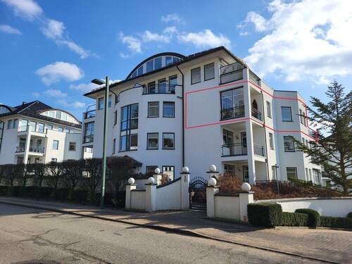 Objektansicht - Exklusiv: Sonnige 3-Zi.-Whg. mit 2 Balkonen und TG-Stellplatz am Kurpark in Bad SchwartauRiesebusch