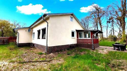 5.jpg - Randlage zu den Feldern, Unverbaubar, Ruhig wartet Ihr Haus auf Sie....