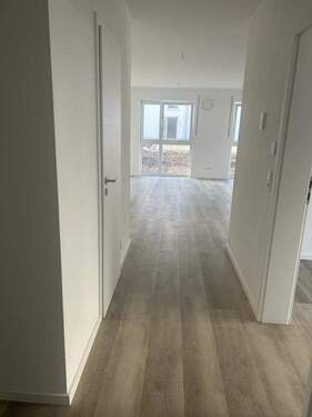 Flur - 3 Zimmer Etagenwohnung zur Miete in Bayern - Nördlingen