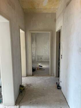 Diele - 3 Zimmer Etagenwohnung zur Miete in Neuss