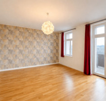 Bezugsfreie 2-Zimmer-Wohnung mit Balkon in ruhiger Seitenstraße - Leipzig Kleinzschocher