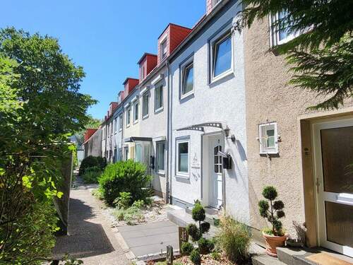 Reihenhauszeile - 3 Zimmer Reihenmittelhaus in Lübeck / Marli