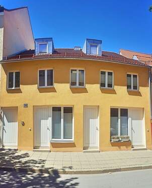 Fassadenansicht 2 - 7 Zimmer Mehrfamilienhaus, Wohnhaus zum Kaufen in Ingolstadt