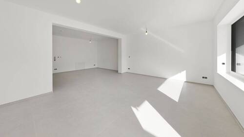 Wohnzimmer Blick ins Esszimmer - 