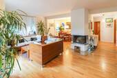 Wohn- und Essbereich - 6 Zimmer Einfamilienhaus in Ammelshain