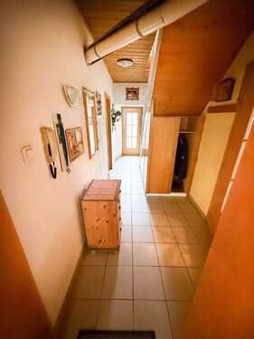 Diele, Eingangsbereich - Mehrfamilienhaus, Wohnhaus mit 120,00 m² in Stamsried zum Kaufen