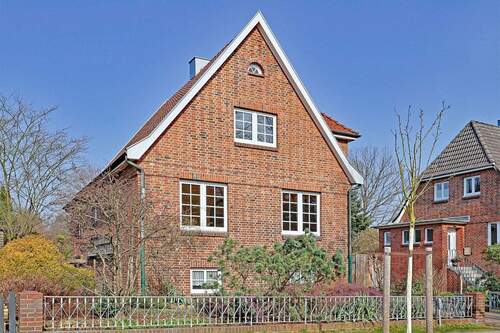 Ansicht der Fassade von 1928 - Historisches Wohnhaus in ruhiger Traumlage von Klein Borstel