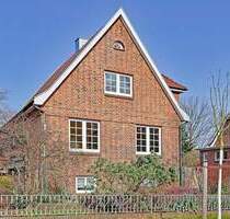 Historisches Wohnhaus in ruhiger Traumlage von Klein Borstel - Hamburg Ohlsdorf