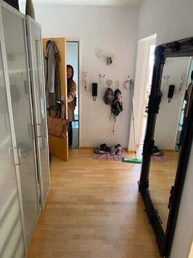 Diele.jpg - Etagenwohnung mit 82,00 m&sup2; in Grevenbroich zum Kaufen