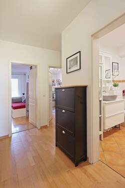Zentraler Wohnungsflur - 